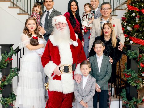 Santa Ken in Dallas for family photo